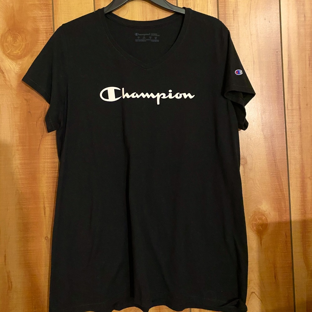 Women’s champion t-shirt